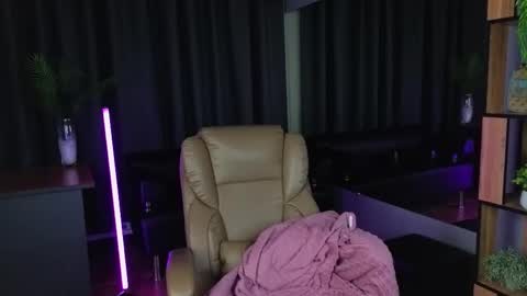 Ann online show from 11, 11, 2025