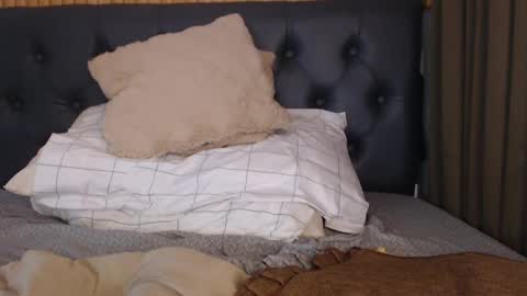 Snapshot of xgirlonfirex chatting on 19, 12, 2024 preciousxoxo online show from 19, 12, 2024