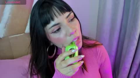 hinata  online show from 2, 11, 2025