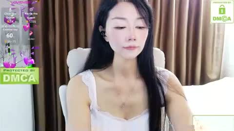 xiao_yue_ online show from 7, 6, 2026