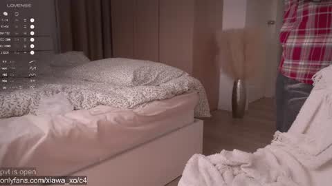Snapshot of xiawa_xo chatting on 6, 7, 2026 Xiawa short hair and Zira blondie online show from 6, 7, 2026