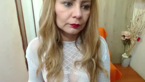 Snapshot of ximena_grant chatting on 20, 9, 2025 Ximena online show from 20, 9, 2025