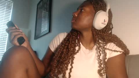 Snapshot of ximora212 chatting on 22, 6, 2026 Ximora online show from 22, 6, 2026