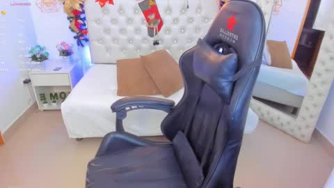 xiomara_cortes online show from 18, 12, 2024