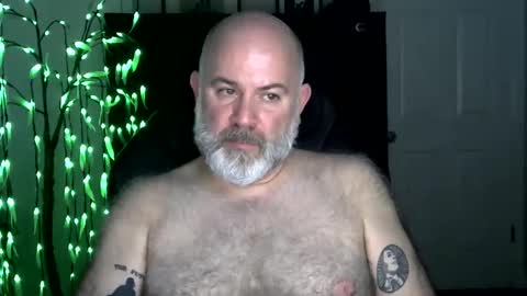 Snapshot of xjohnniex77 chatting on 20, 12, 2025 MrSlowBurn77 online show from 20, 12, 2025