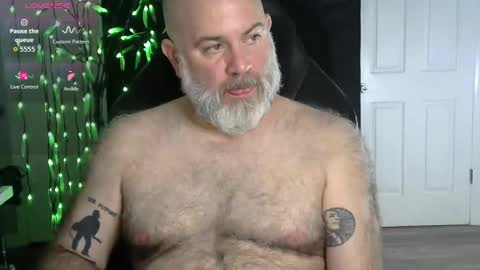 Snapshot of xjohnniex77 chatting on 15, 1, 2026 MrSlowBurn77 online show from 15, 1, 2026