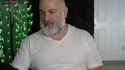 Snapshot of xjohnniex77 chatting on 23, 2, 2026 MrSlowBurn77 online show from 23, 2, 2026