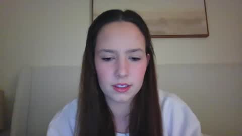 Snapshot of xkateleighx chatting on 15, 10, 2025 kateleigh online show from 15, 10, 2025