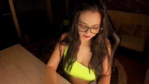 Lara online show from 19, 2, 2026