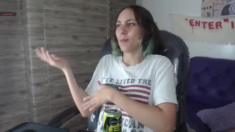 Snapshot of xlunna chatting on 9, 12, 2024 lunna online show from 9, 12, 2024