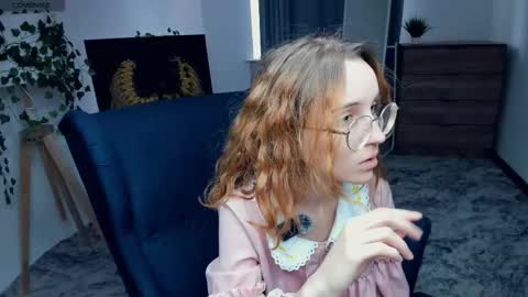 Kylie  online show from 26, 9, 2025