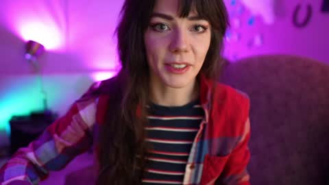 Bella Bondai online show from 22, 12, 2024