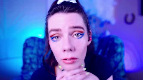 Bella Bondai online show from 22, 9, 2025