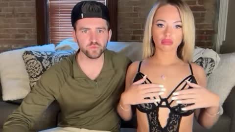 xoprincesspeachxo online show from 9, 4, 2026