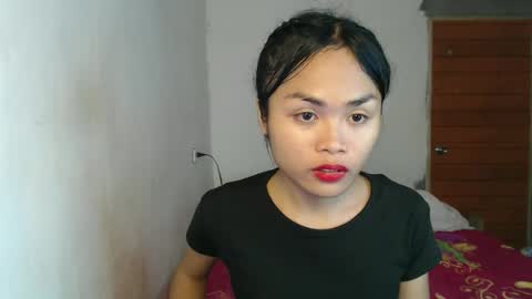 Snapshot of xpinaycreamcockx chatting on 16, 10, 2025 JHANA online show from 16, 10, 2025