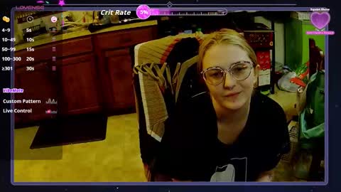 Snapshot of xravenstouchx chatting on 27, 10, 2025 Raven online show from 27, 10, 2025
