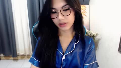 Snapshot of xseductive_airax chatting on 7, 1, 2025 aira online show from 7, 1, 2025