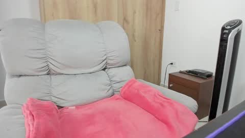 Snapshot of xspecialroomx chatting on 21, 4, 2026 Hellen Sofia instagram hellen5546 online show from 21, 4, 2026