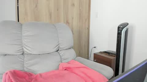 Snapshot of xspecialroomx chatting on 2, 5, 2026 Hellen Sofia instagram hellen5546 online show from 2, 5, 2026