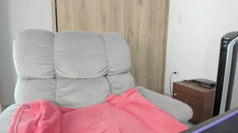Snapshot of xspecialroomx chatting on 11, 5, 2026 Hellen Sofia instagram hellen5546 online show from 11, 5, 2026