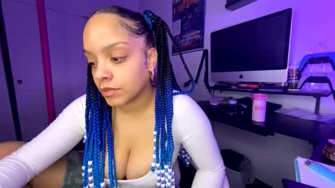 xStarGazingx online show from 3, 3, 2026