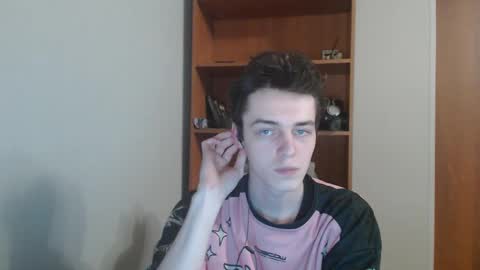 traqqq online show from 14, 10, 2025