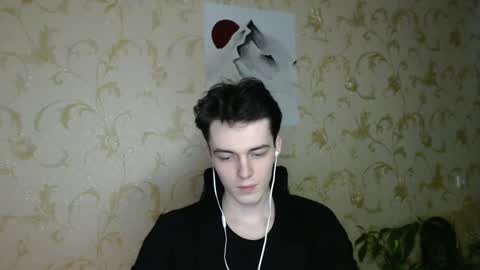 traqqq online show from 13, 4, 2026