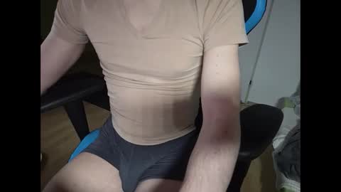 Snapshot of xufffix chatting on 29, 12, 2024 N online show from 29, 12, 2024