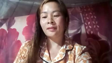 xuxulove00 online show from 15, 9, 2025