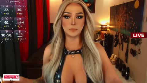 K E L L Y online show from 12, 10, 2025