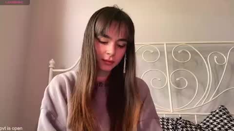 Lily online show from 25, 6, 2026