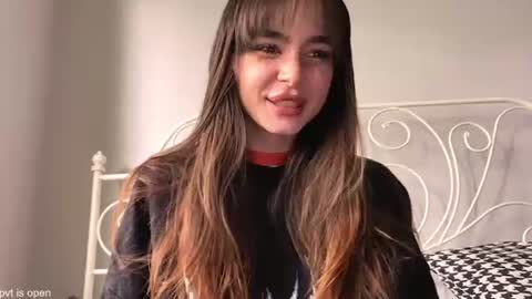 Lily online show from 24, 7, 2026
