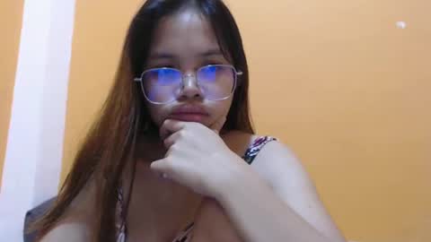 Snapshot of xxana_pinay_26xx chatting on 5, 3, 2025 xxana_pinay_26xx online show from 5, 3, 2025