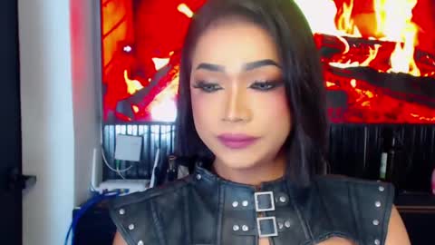 Snapshot of xxasian_goddessxx chatting on 21, 5, 2026 xxasian_goddessxx online show from 21, 5, 2026