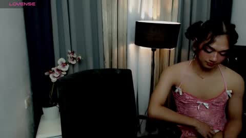 Snapshot of xxgoddessofsatisfactionxx chatting on 25, 2, 2025 Sophie online show from 25, 2, 2025