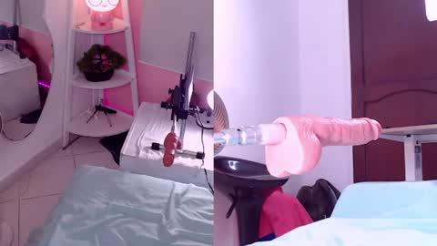 Snapshot of xxkinkynatashaxx chatting on 9, 7, 2026 Im Natasha online show from 9, 7, 2026