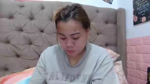 Snapshot of xxkryzelxx chatting on 27, 2, 2025 Dhel online show from 27, 2, 2025