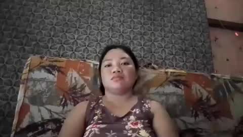 Snapshot of xxloriexx_me chatting on 2, 7, 2026 xxloriexx_me online show from 2, 7, 2026