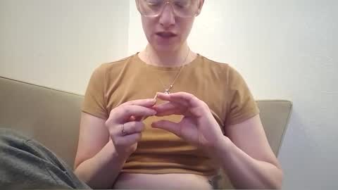 Snapshot of xxmariebliss chatting on 2, 6, 2026 xxmariebliss online show from 2, 6, 2026