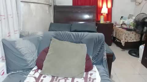 Snapshot of xxmiranda_greyxx chatting on 9, 1, 2025 sexyyanna4u online show from 9, 1, 2025