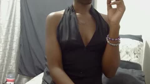 Snapshot of xxsexytalia28 chatting on 24, 2, 2025 xxsexytalia28 online show from 24, 2, 2025
