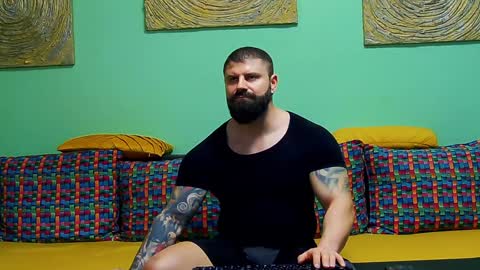 Snapshot of xxtreamleonard chatting on 3, 2, 2025 Xtream Leonard online show from 3, 2, 2025