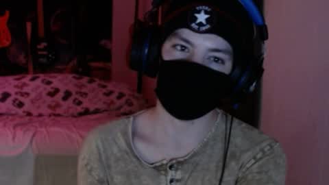 Snapshot of xxwhitefoxx chatting on 23, 6, 2026 David Fox online show from 23, 6, 2026