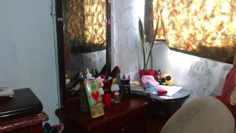   LILI  online show from 24, 12, 2024