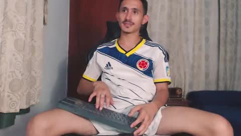 Snapshot of xxxhome_alonexxx chatting on 17, 10, 2025 Kev online show from 17, 10, 2025