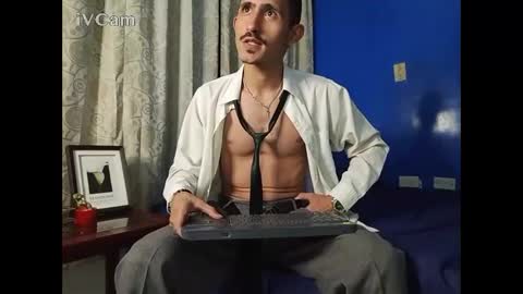 Snapshot of xxxhome_alonexxx chatting on 19, 11, 2025 Kev online show from 19, 11, 2025