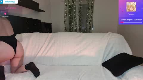 Snapshot of xxxhoneyxx chatting on 18, 2, 2025 Onlyfanz online show from 18, 2, 2025