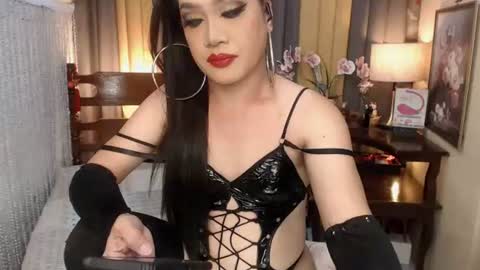 QUEENCY online show from 11, 6, 2026