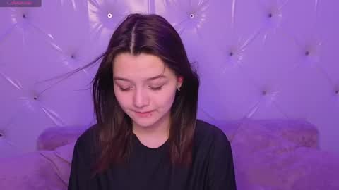 Snapshot of xxxnaughtyfoxxx chatting on 24, 4, 2026 foxy online show from 24, 4, 2026