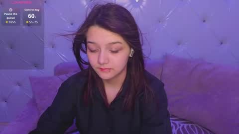 Snapshot of xxxnaughtyfoxxx chatting on 1, 5, 2026 foxy online show from 1, 5, 2026